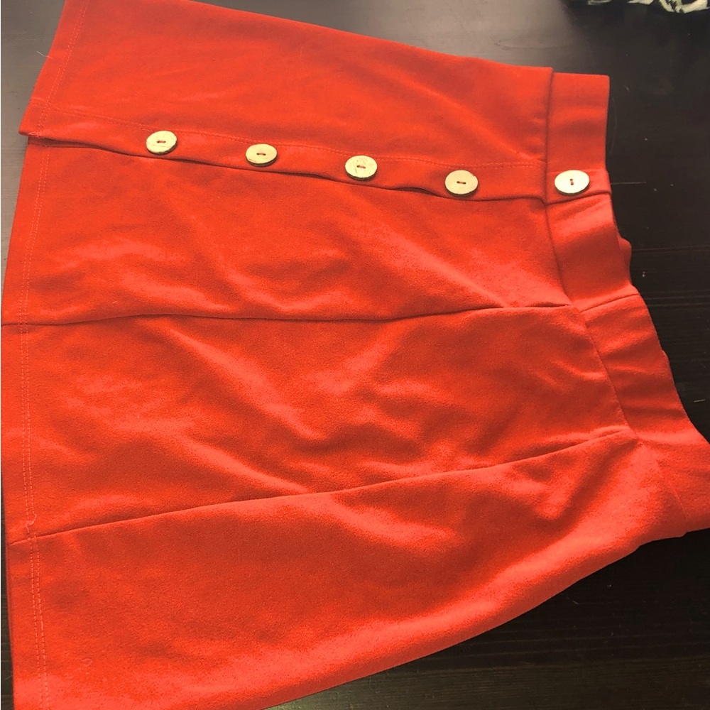 Forever 21 Women’s Short Orange skirt